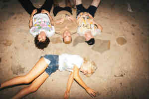 Amyl and The Sniffers announce third album 'Cartoon Darkness' and share new single 'Chewing Gum'