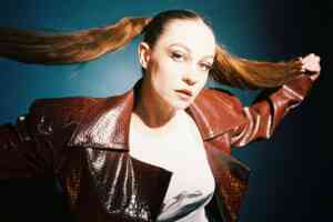 Biig Piig shares latest debut album preview ‘Decimal’