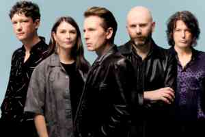Franz Ferdinand drop final single from ‘The Human Fear’, ‘Hooked’