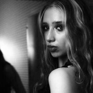 Isabel LaRosa on going viral, the pressures of TikTok, and new single 'Muse'