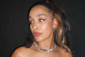 Jorja Smith announces 'Falling Or Flying' 2025 UK and Ireland tour