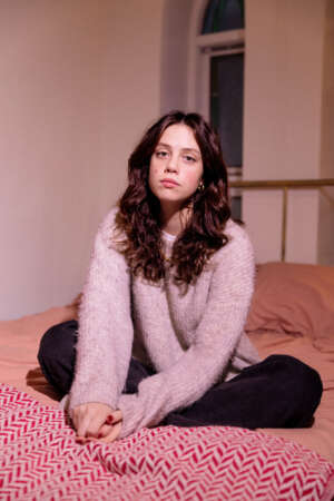 Matilda Mann talks personal evolution and her debut album 'Roxwell' for DIY's Class Of 2025