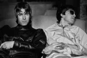 Oasis announce 30th anniversary edition of ‘(What’s The Story) Morning Glory?’, featuring unplugged versions of ‘Acquiesce’, ‘Wonderwall’ and more