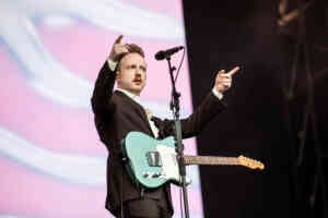 Two Door Cinema Club to celebrate 15 years of 'Tourist History' with 2027 UK/Ireland arena tour
